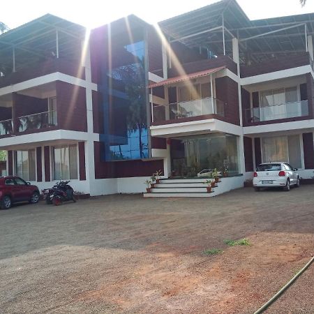 Coastal Bay Beach Resort Harnai Dış mekan fotoğraf
