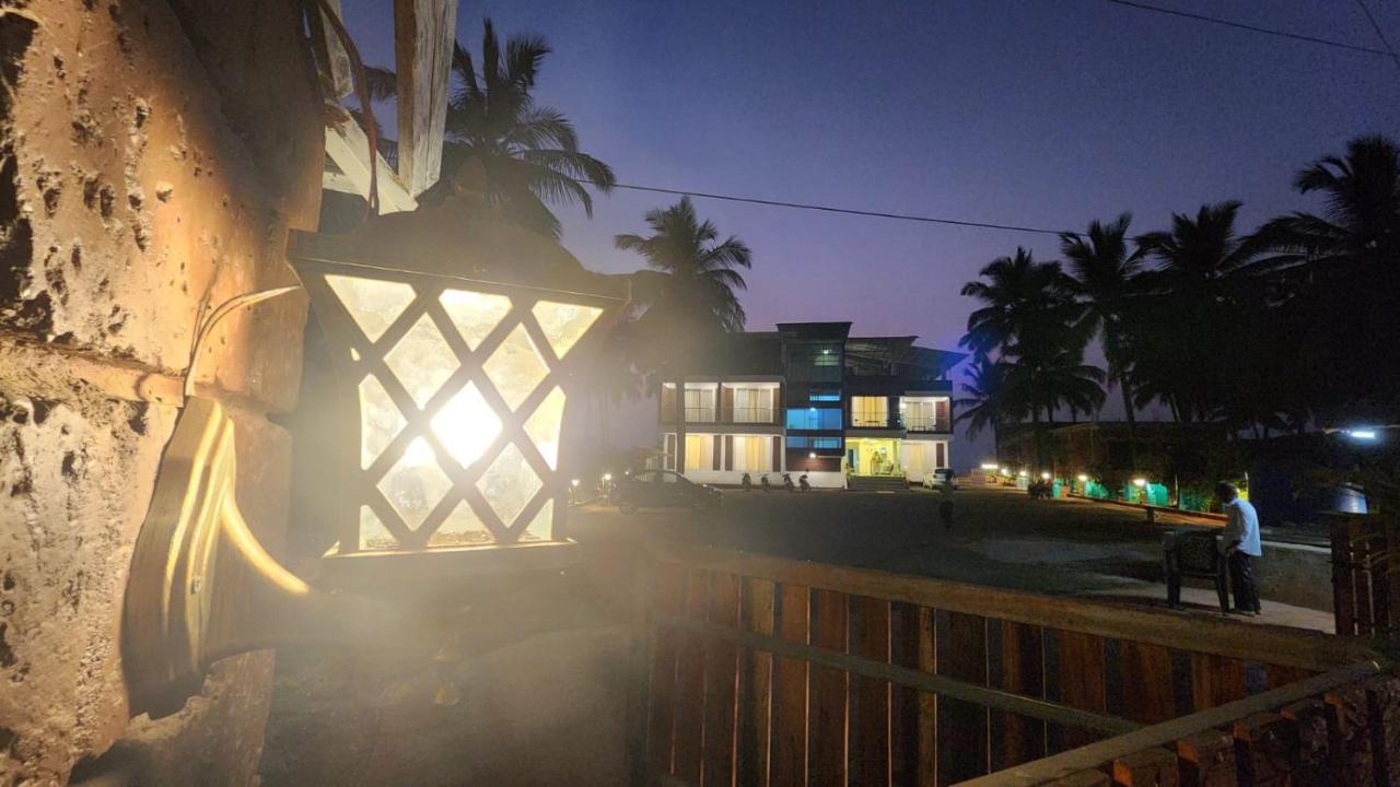 Coastal Bay Beach Resort Harnai Dış mekan fotoğraf
