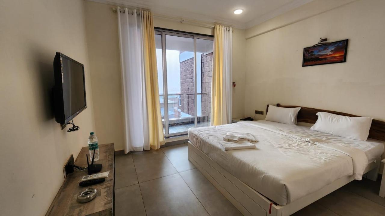 Coastal Bay Beach Resort Harnai Dış mekan fotoğraf