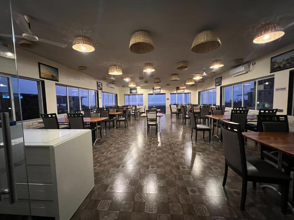 Coastal Bay Beach Resort Harnai Dış mekan fotoğraf